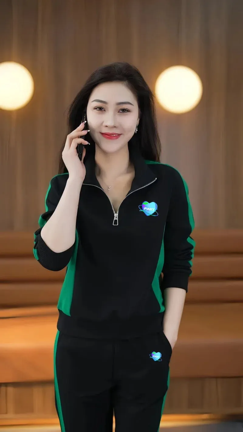 Casual sports suit for women