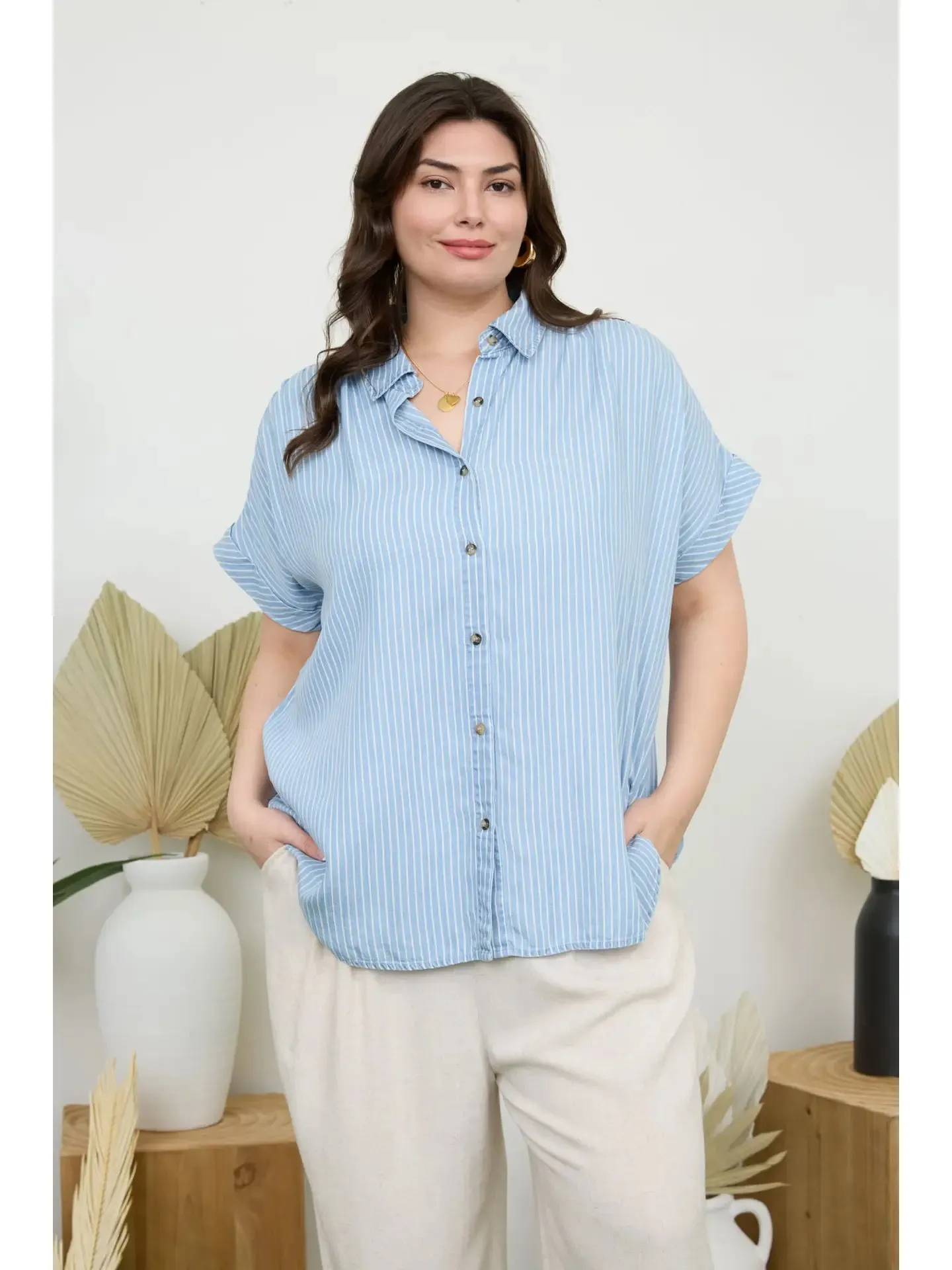 Chambray Short Sleeve Top