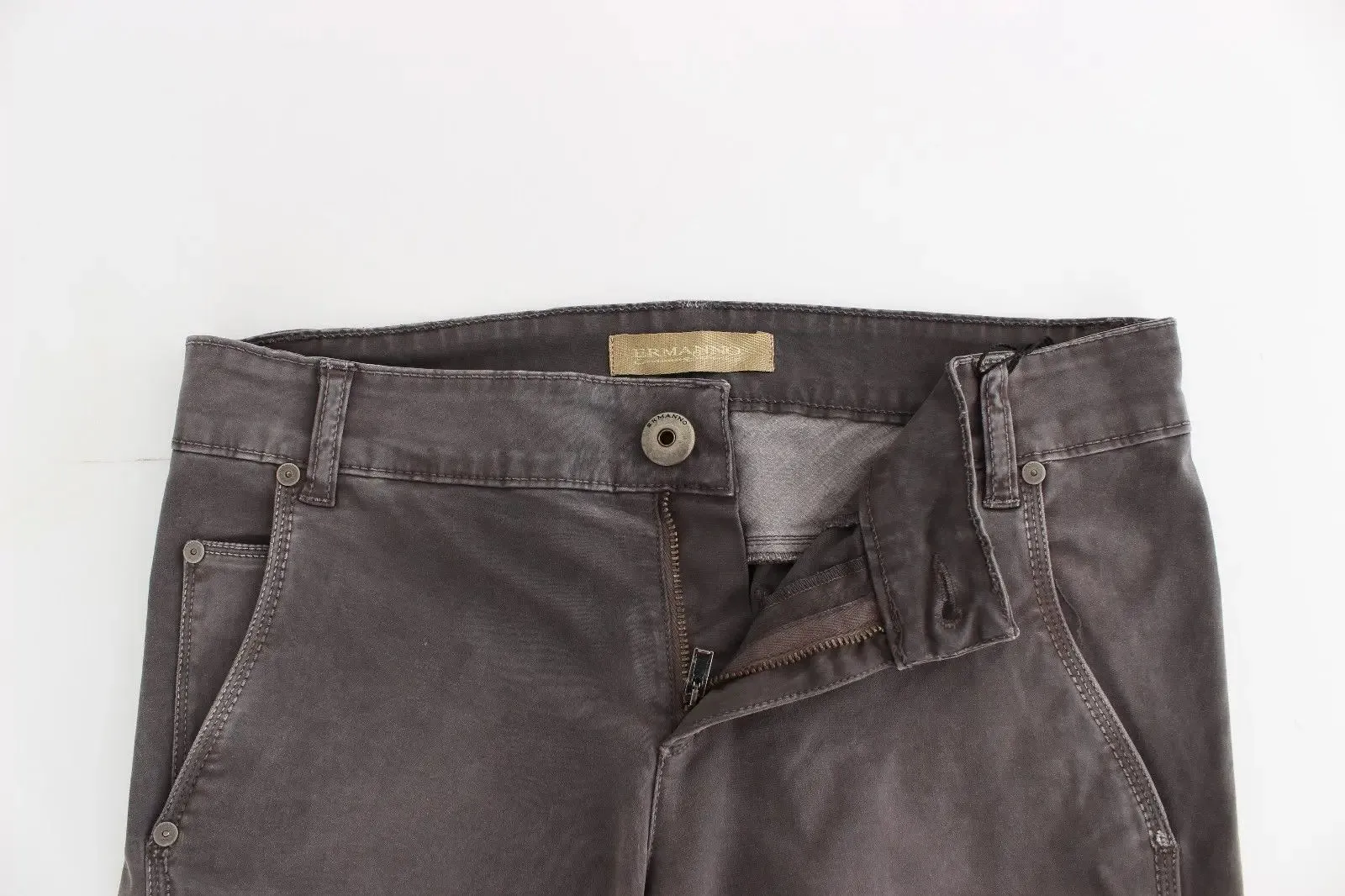 Chic Gray Slim Leg Jeans - Elegance Meets Comfort