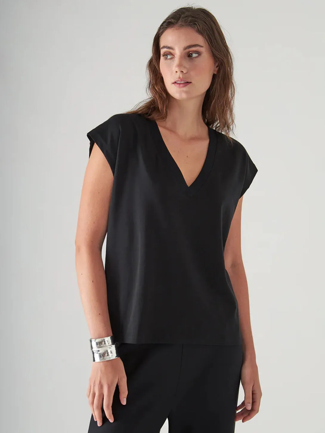 Dolman V-Neck Tee - Black